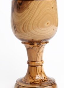 Calice Eucaristico Scolpito a Mano in Legno d'Olivo - Edizione Gerusalemme